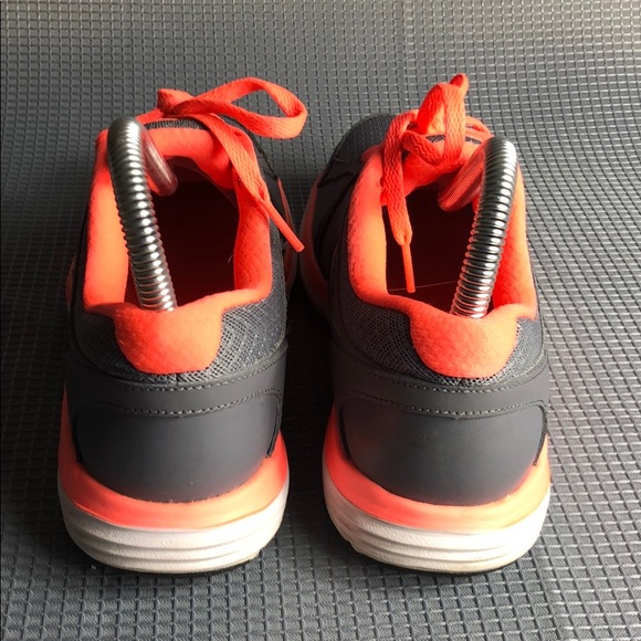 Womens Nike Dual Fusion St3 gray orange athletic exercise sneakers shoes Size 6 - Picture 6 of 7
